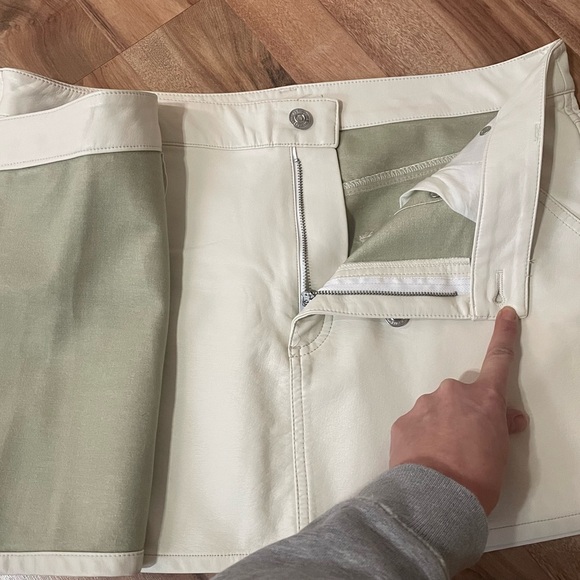 Free People Asymmetric Wynne Vegan Leather Skirt Sz 31 - Picture 4 of 8